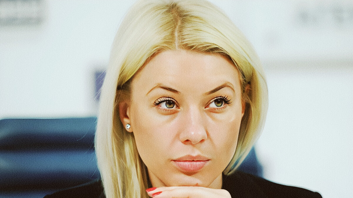 "Ёще один предатель в российском правительстве". Московская чиновница попалась на лайках антироссийских постов. Будет ли наказание