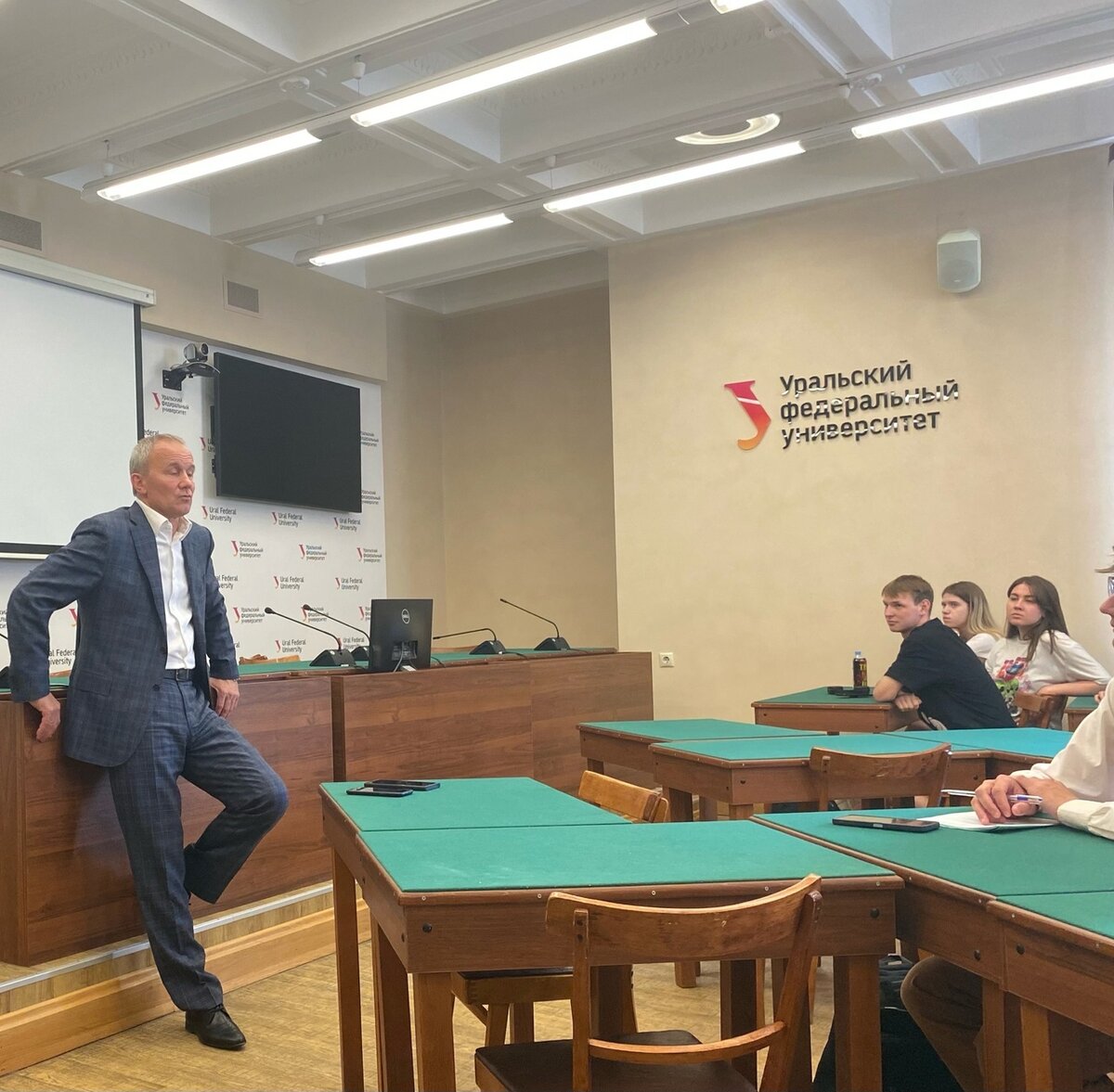 Чемезов Олег Леонидович