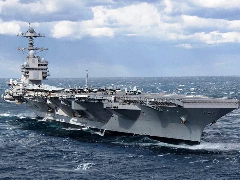 Авианосец США подставился под «кинжалы» | Вооружение России | Дзен