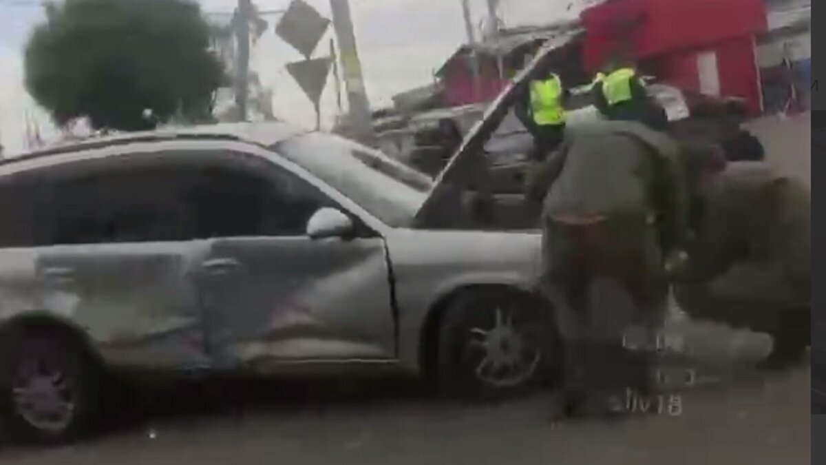 Вмял его в забор»: жесткое ДТП попало на видео в Уссурийске | Восток-Медиа  | Дзен