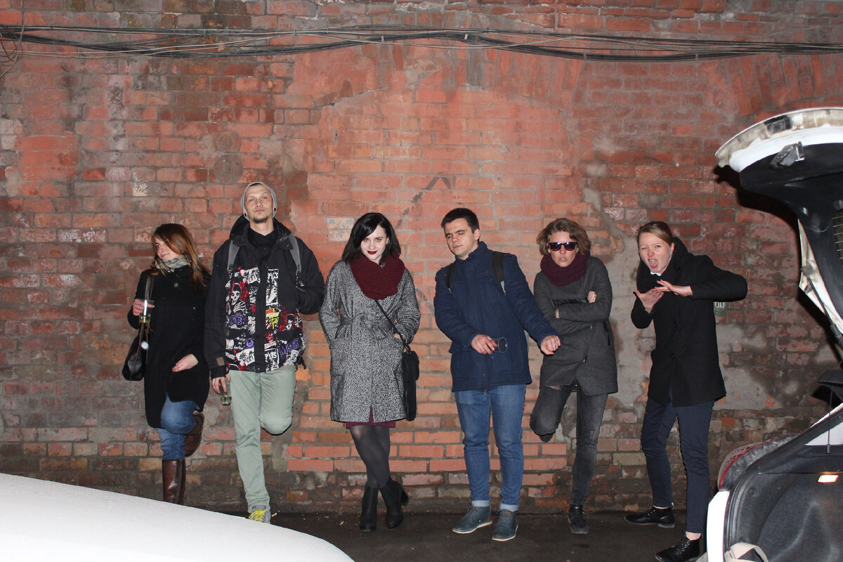 На фото (слева на право): Аня (Горилла Парк), Юра, Настя, Артур (Энгри Бёрдс), Даша и Оля (Горилла парк)