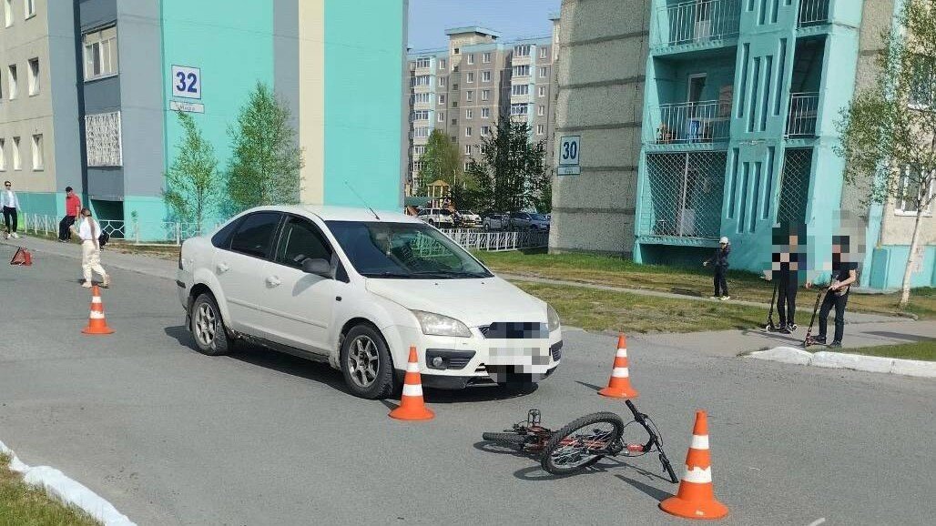    В Когалыме автомобиль сбил ребёнка-велосипедиста