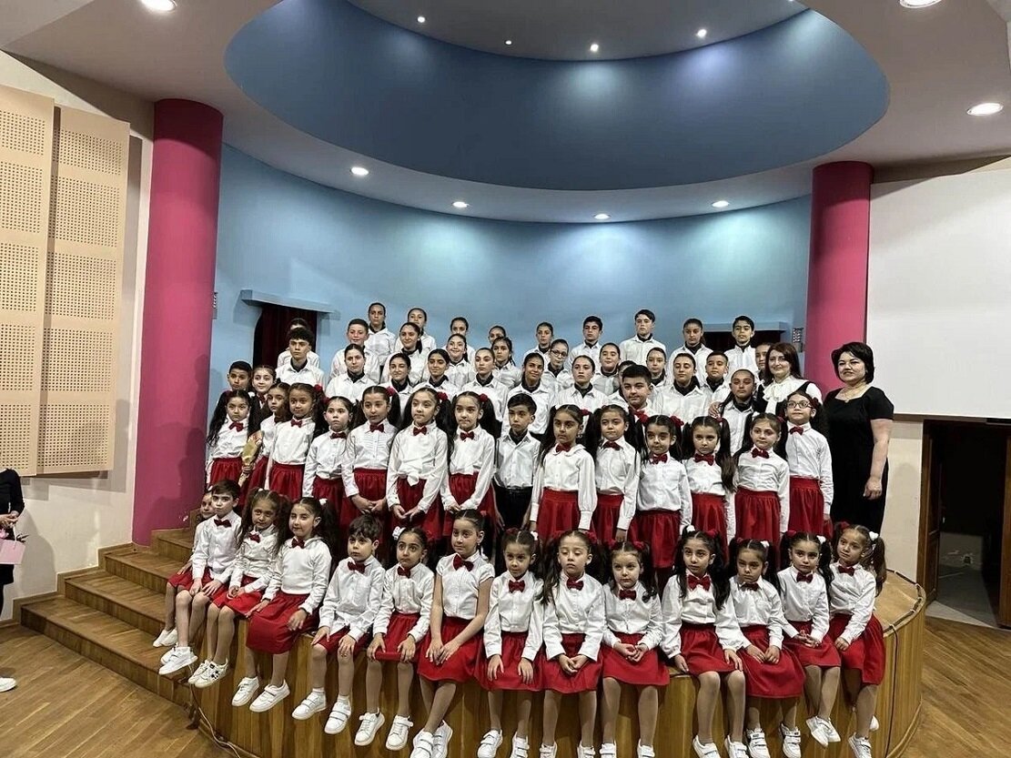 Рубен Варданян: Вспомните на мгновение о 30 тыс. карабахских (арцахских) детей, которые уже более полугода живут в условиях блокады. Фоторяд