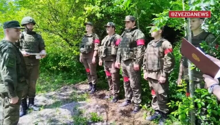 Участвовавшим в отражении попытки атаки на Шебекино военным вручены госнаграды