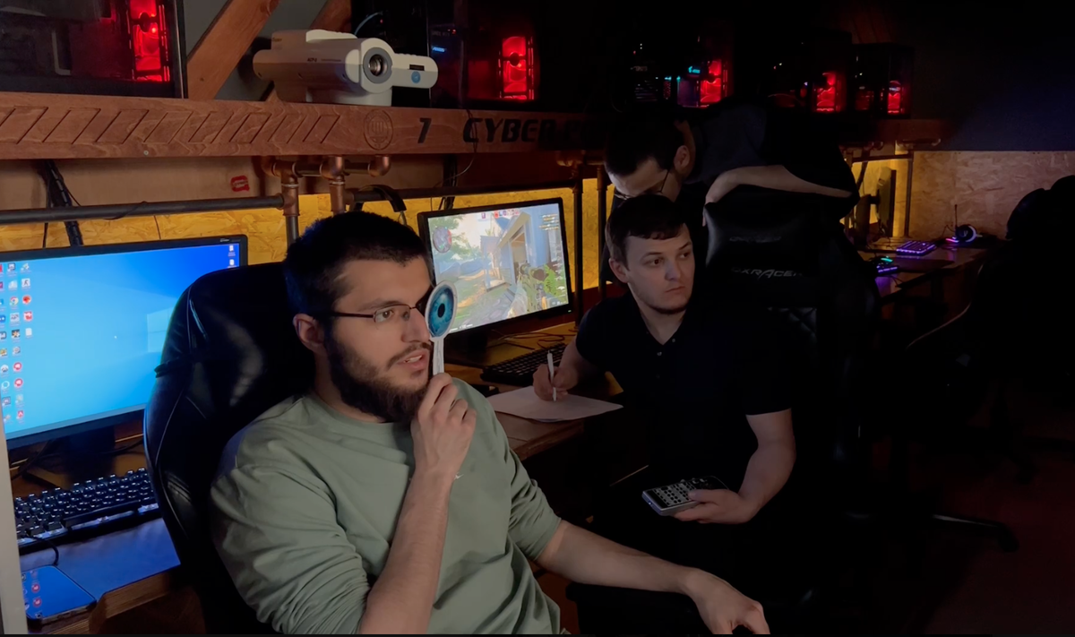 Программисты и киберспортсмены возглавляют топ 10 профессий, которые убивают зрение