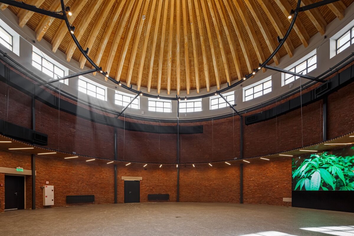 С завода в офис, из цеха в Центр. Виртуальная экскурсия по обновленному ...