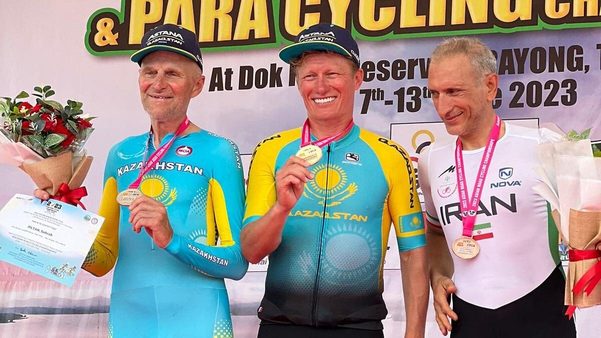    Алексей Абраменко, Александр Винокуров и Мохсен Вейсан:Пресс-служба Федерации