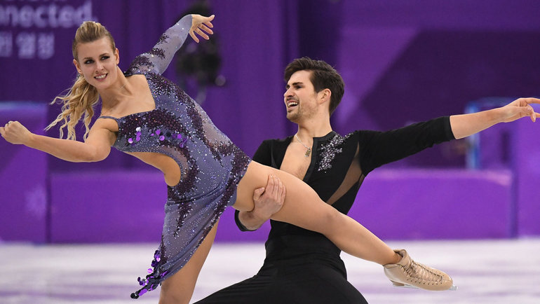    Мэдисон Хаббелл и Закари Донохью. Global Look Press