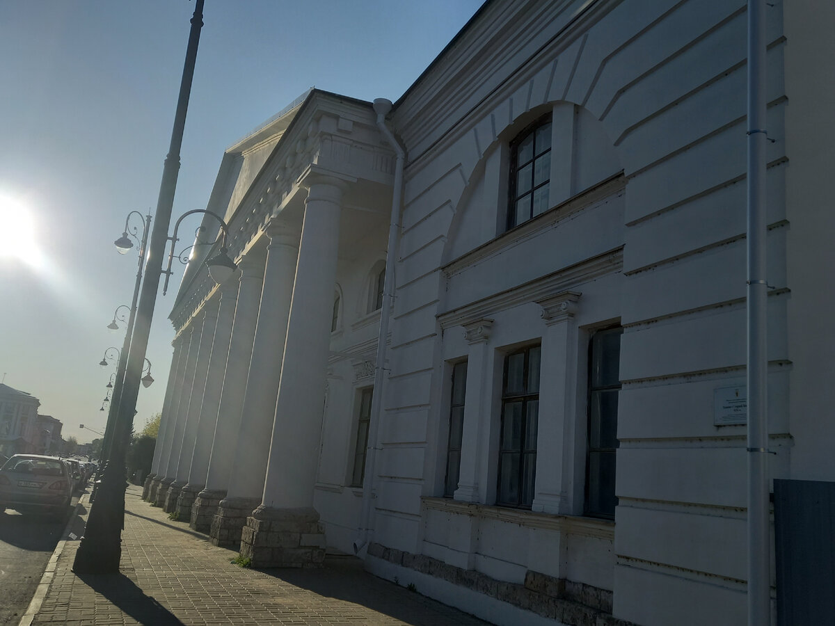 Старая хлебная биржа