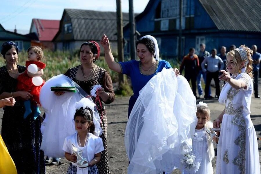 «Да, ладно?» О первой брачной ночи у цыган