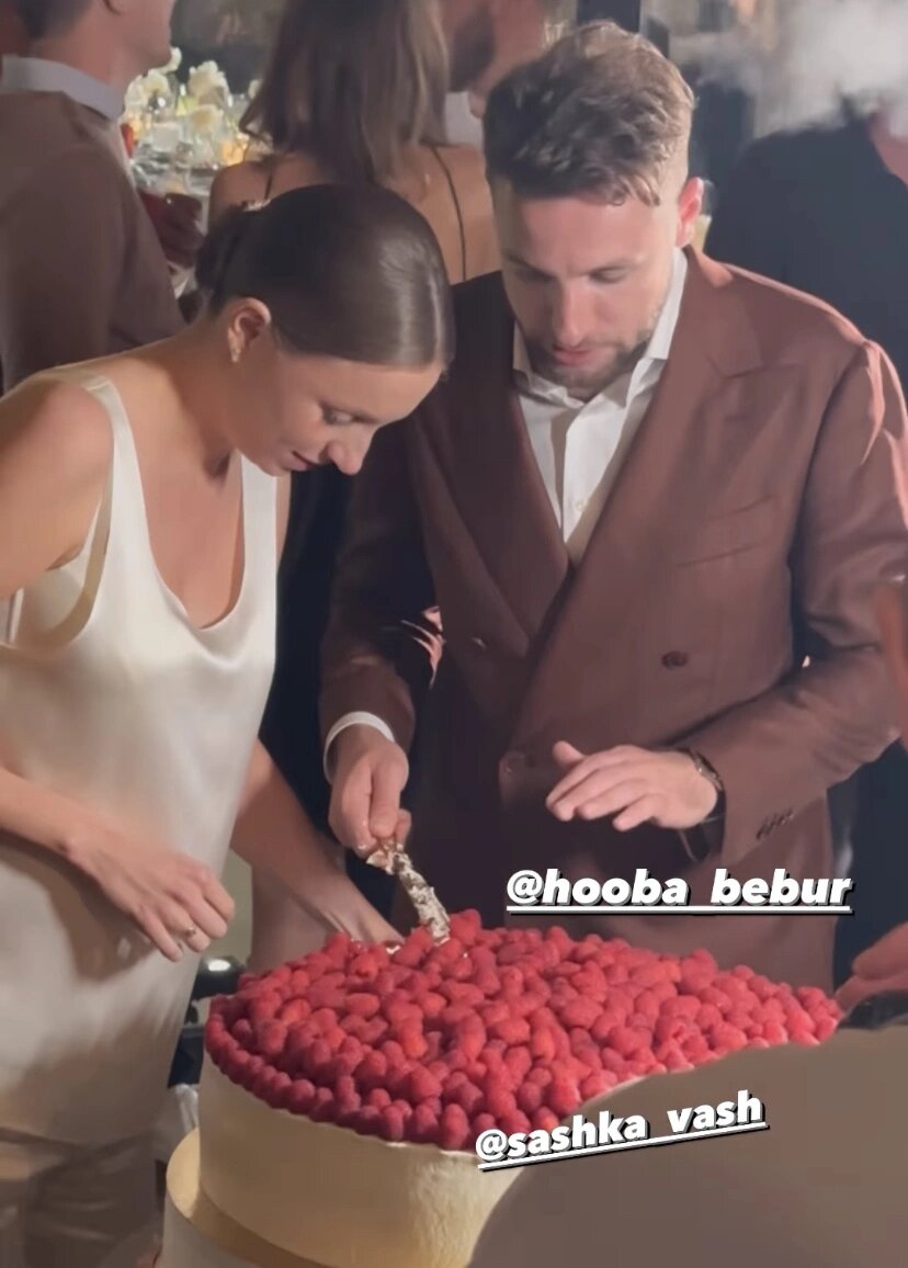 "Невеста красивая, но беременная". Свадьба юмориста"Камеди Клаб" Андрея ...