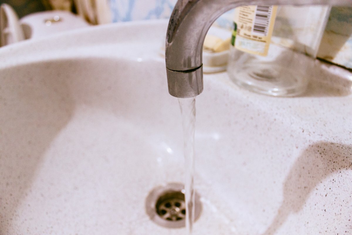    Цвет водопроводной воды может измениться в Челябинске