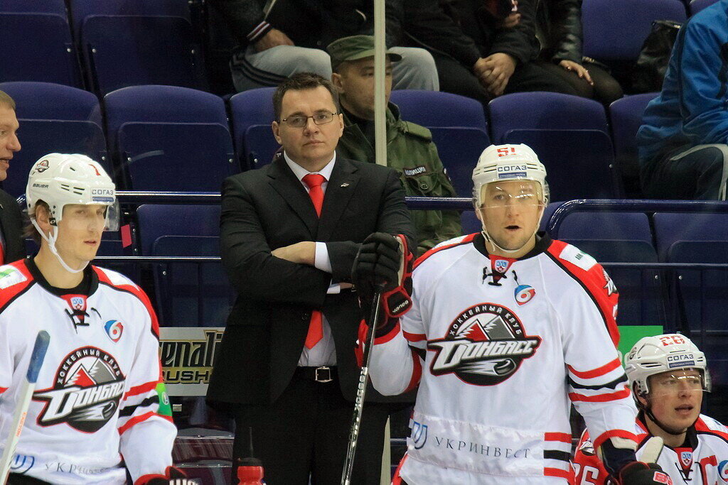 ​Тренировал дончан одиозный Андрей Назаров, который параллельно возглавлял и сборную Украины. Фото: ak-bars.ru