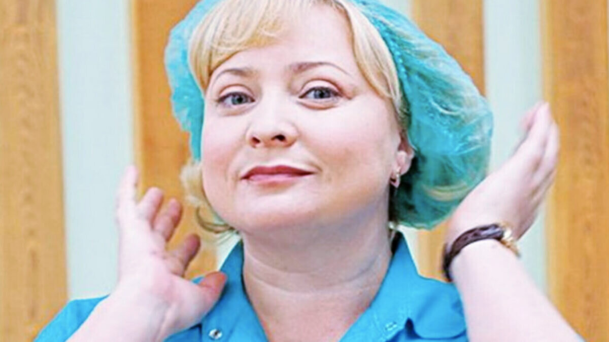      Светлана Пермякова. Кадр с сериала Интерны» Юлия Лик