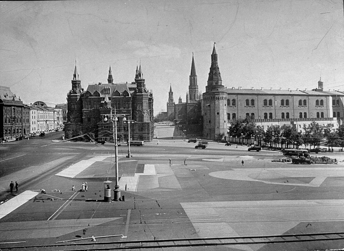 Замаскированный кремль 1941 фото