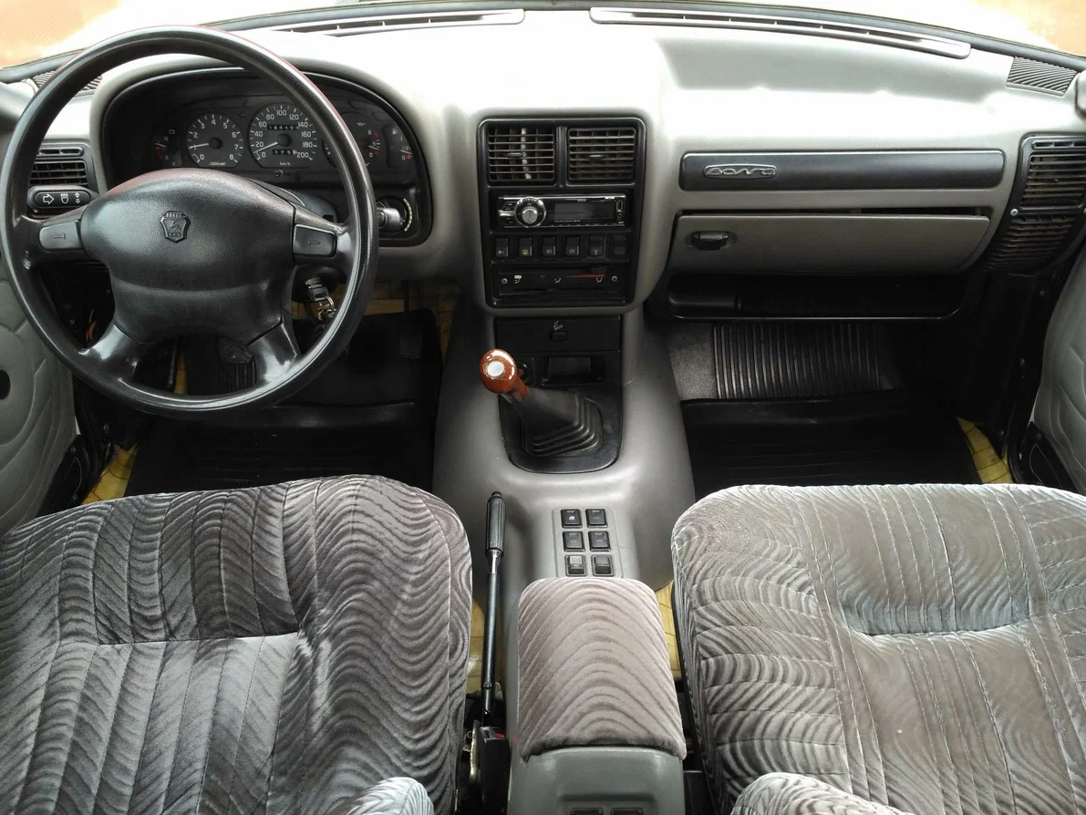 Салон машины ГАЗ 3110