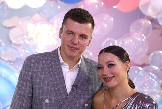    Валерия и Артем Чекалины