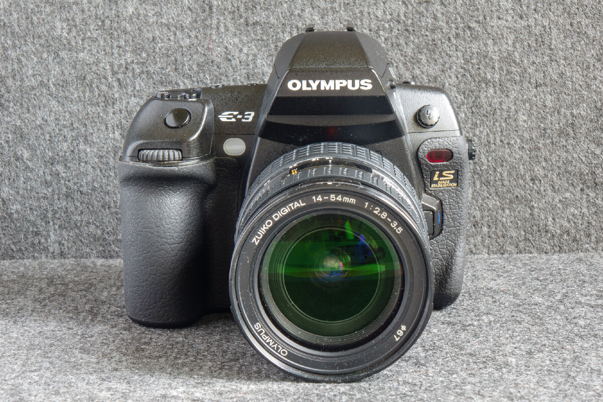 Olympus E-3 