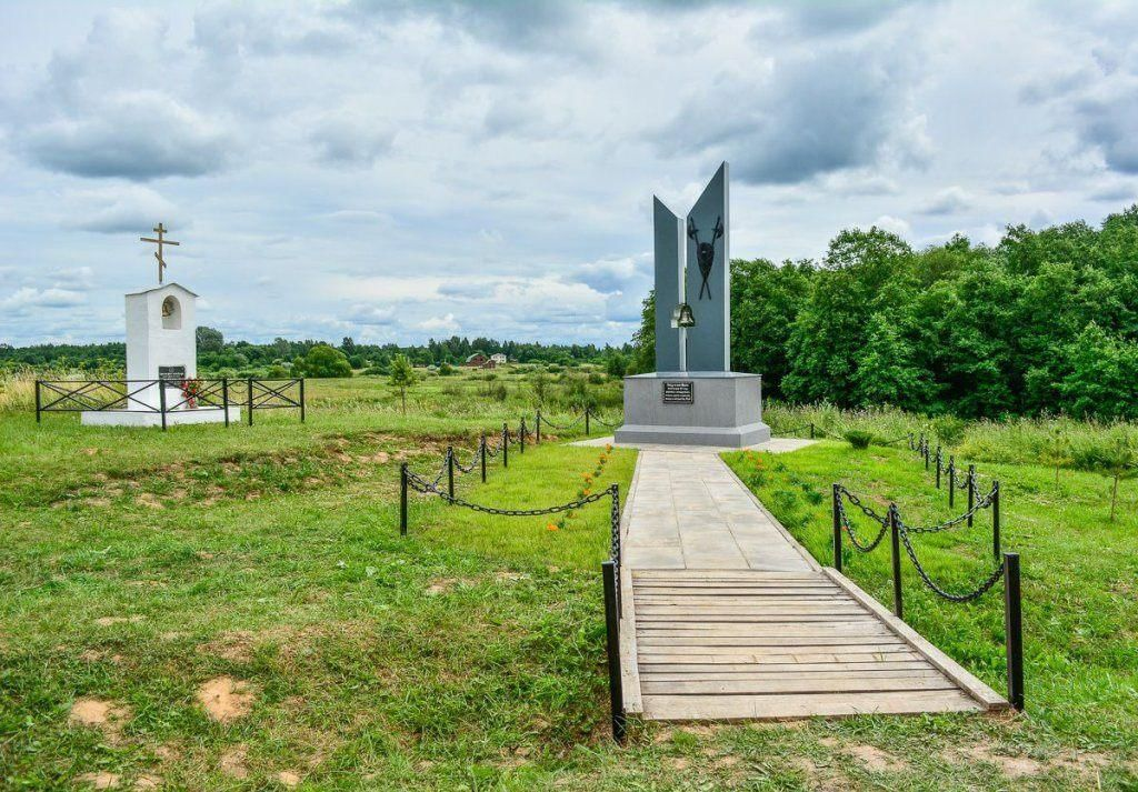 Шелонская битва. Деревня Скирино Новгородская область. Шелонская битва 1471. Скирино Солецкий район Новгородская область. Мемориальная часовня в память Шелонской битвы.