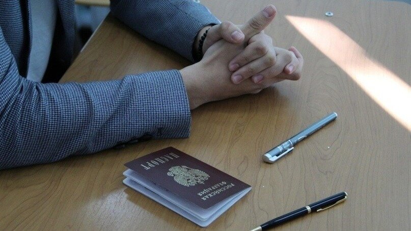     Только одному из учеников школ Удмуртии удалось набрать максимальный балл на ЕГЭ по физике.