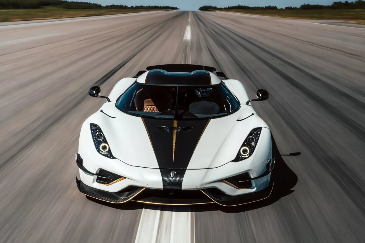    Koenigsegg Regera