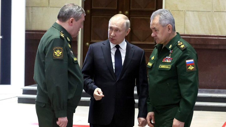 В.Герасимов, В.Путин и С.Шойгу. Фото интернета.