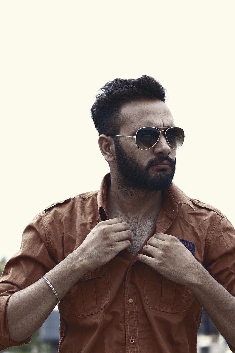 Уверенность - способность адекватной оценки себя. Осознание своей самоценности.