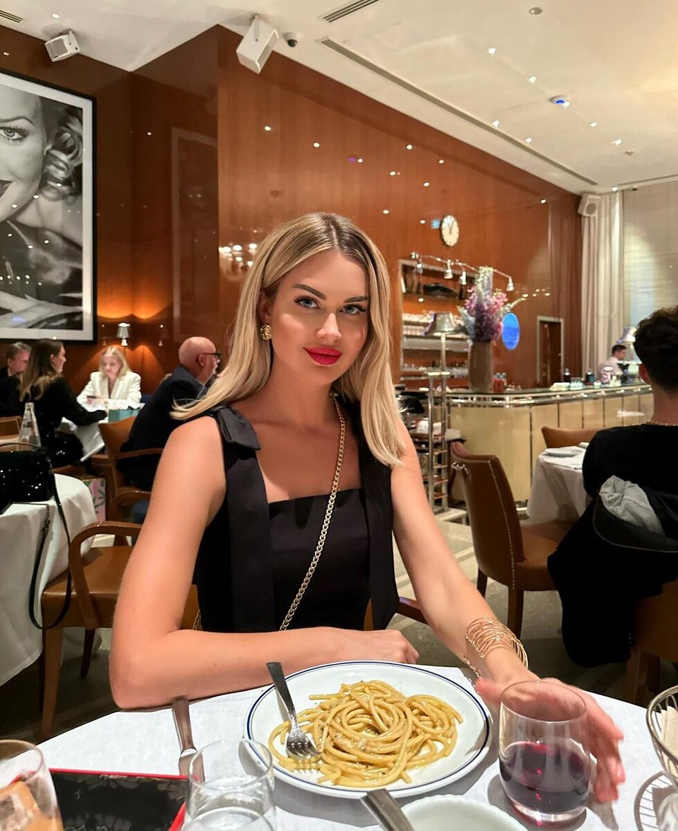 Марина Африкантова 