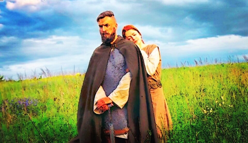 Муж — глава семьи и защитник.