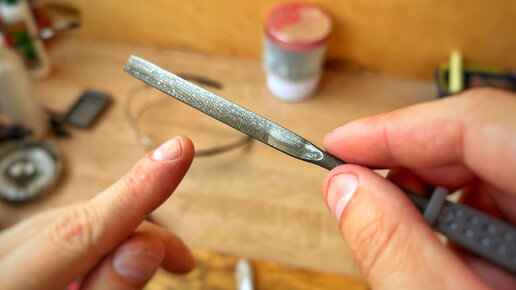 Как легко за считанные секунды очистить надфиль от налипшего алюминия ...