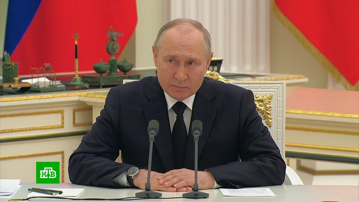   Путин: с начала контрнаступления ВСУ потеряли 259 танков и 780 бронемашин