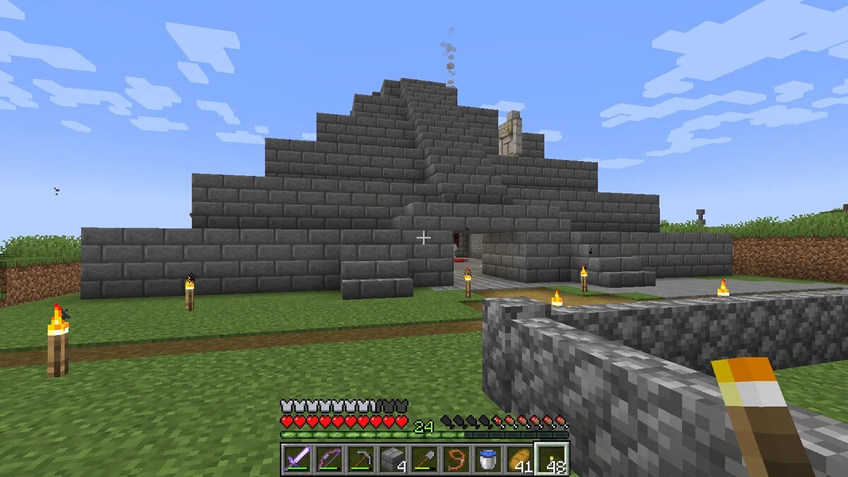 Главное здание храма