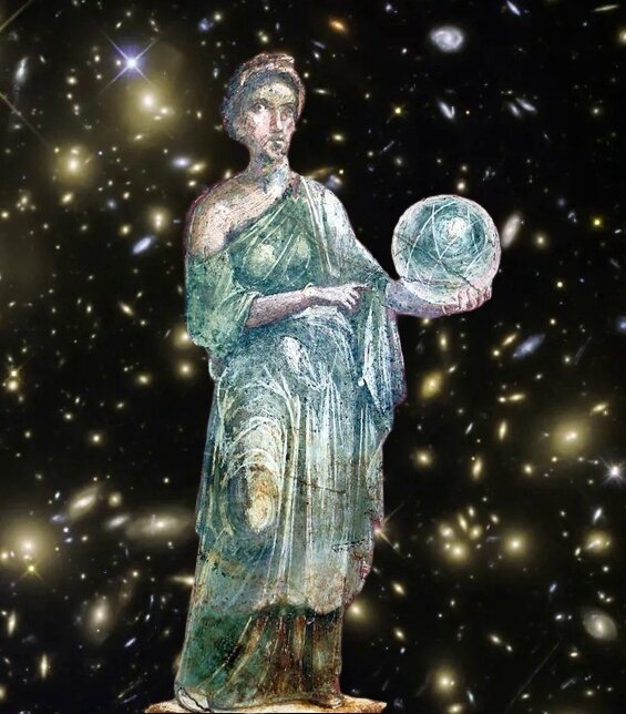 Урания: с фрески в Большой Палестре в Помпеях. Источник: Википедия. Скопление галактик: NASA. Коллаж мой. 