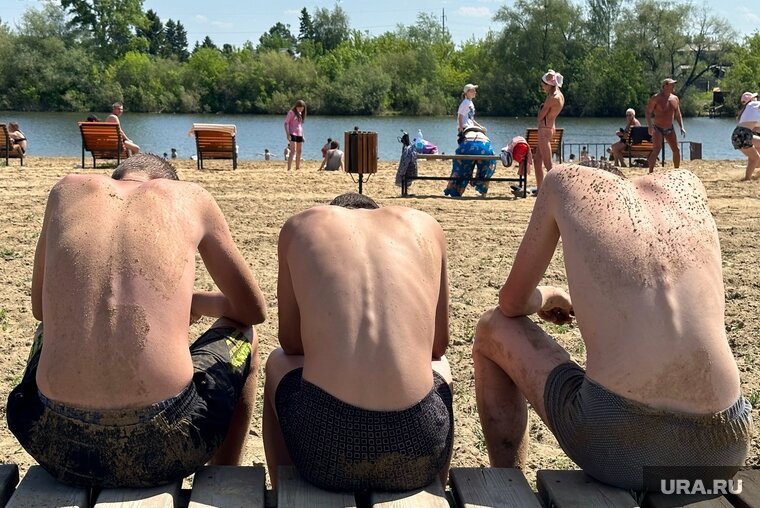    Курганцам следует избегать долгого нахождения на солнце