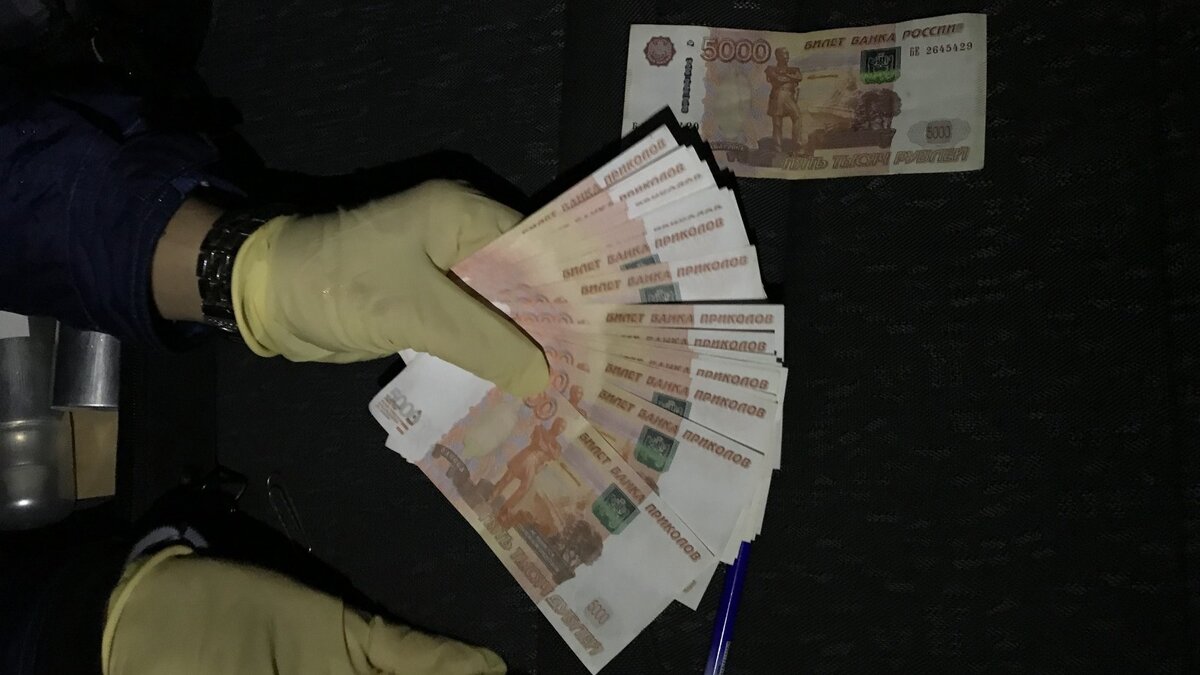     В Шпаковском округе начальницу одного из отделов АО КПК «Ставропольстройопторг» подозревают в даче взятки, сообщили в краевом следкоме