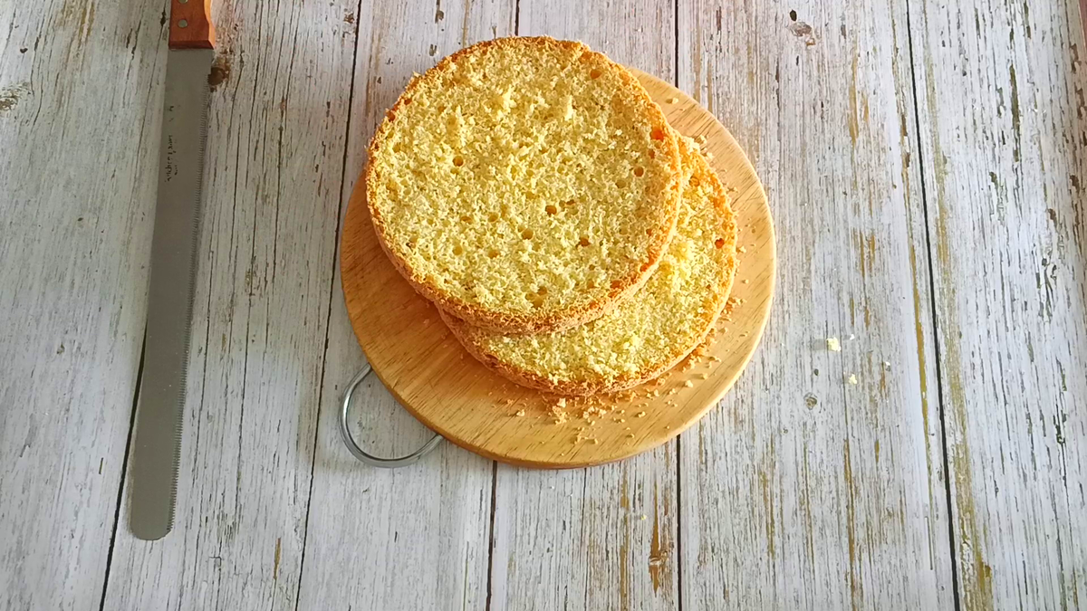 Торт “Клубника-манго”