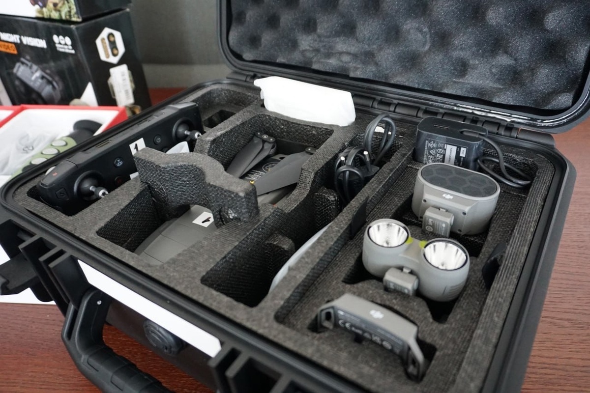  📷    Бойцам СВО из Бузулука на передовую доставили квадрокоптеры, тепловизоры и гостинцы Кристина Просвиркина