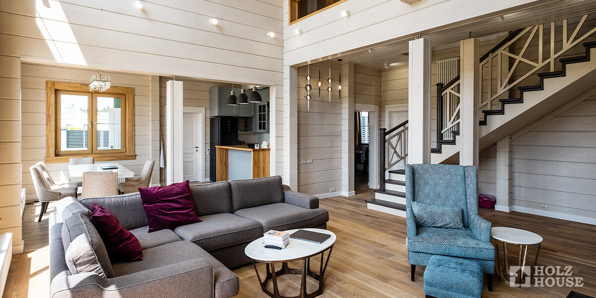 Интерьер дома из клееного бруса по проекту "Белфаст"