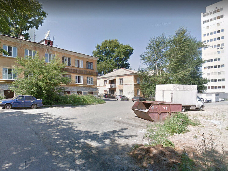     Дома на Гастелло, 19а и 19г были признали аварийными. Фото: google.ru/maps