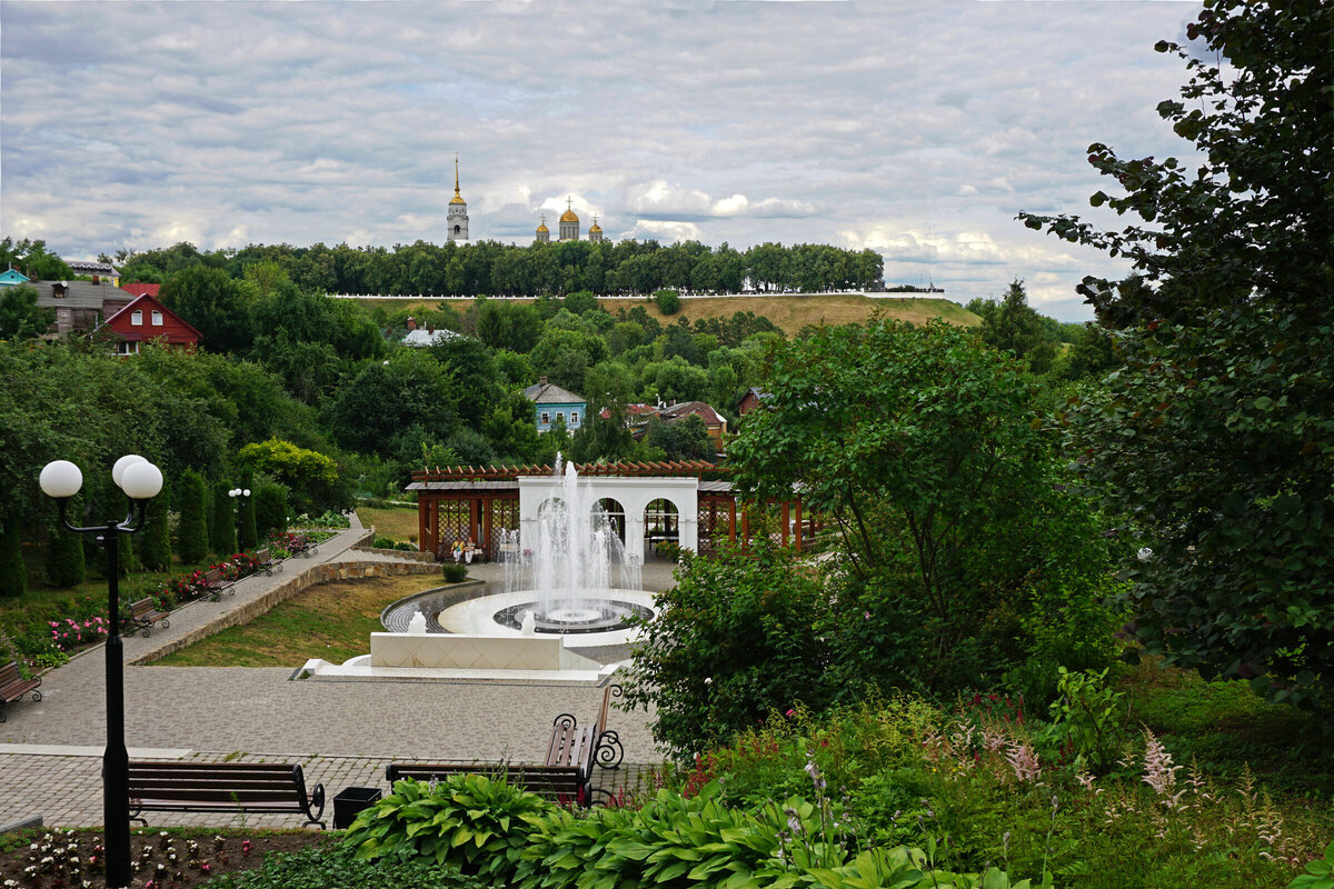 Патриаршие сады во владимире фото