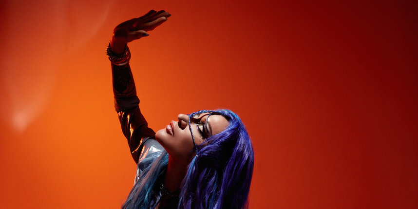    ЛИNДА: "Цените жизнь во всех ее проявлениях".