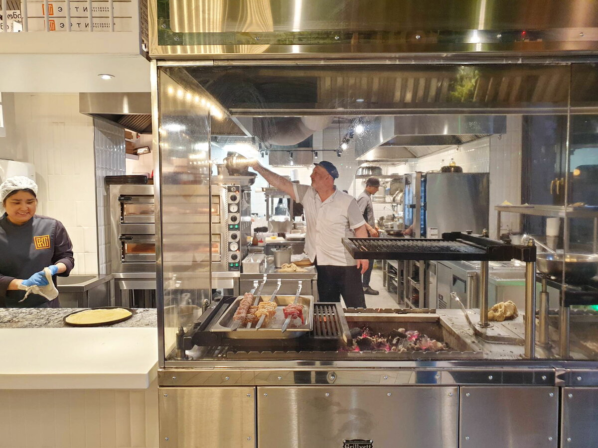 Знатный мангал :)