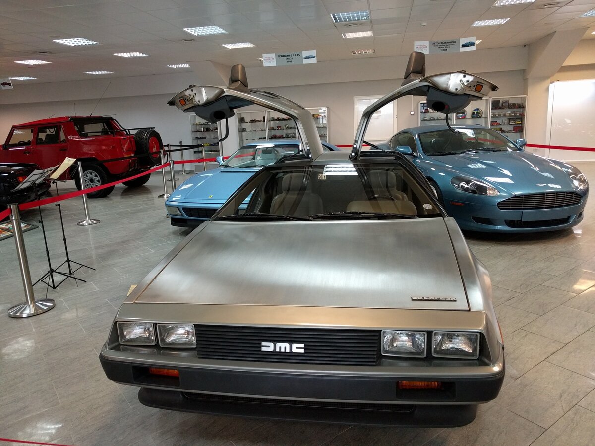 de lorean dmc 12