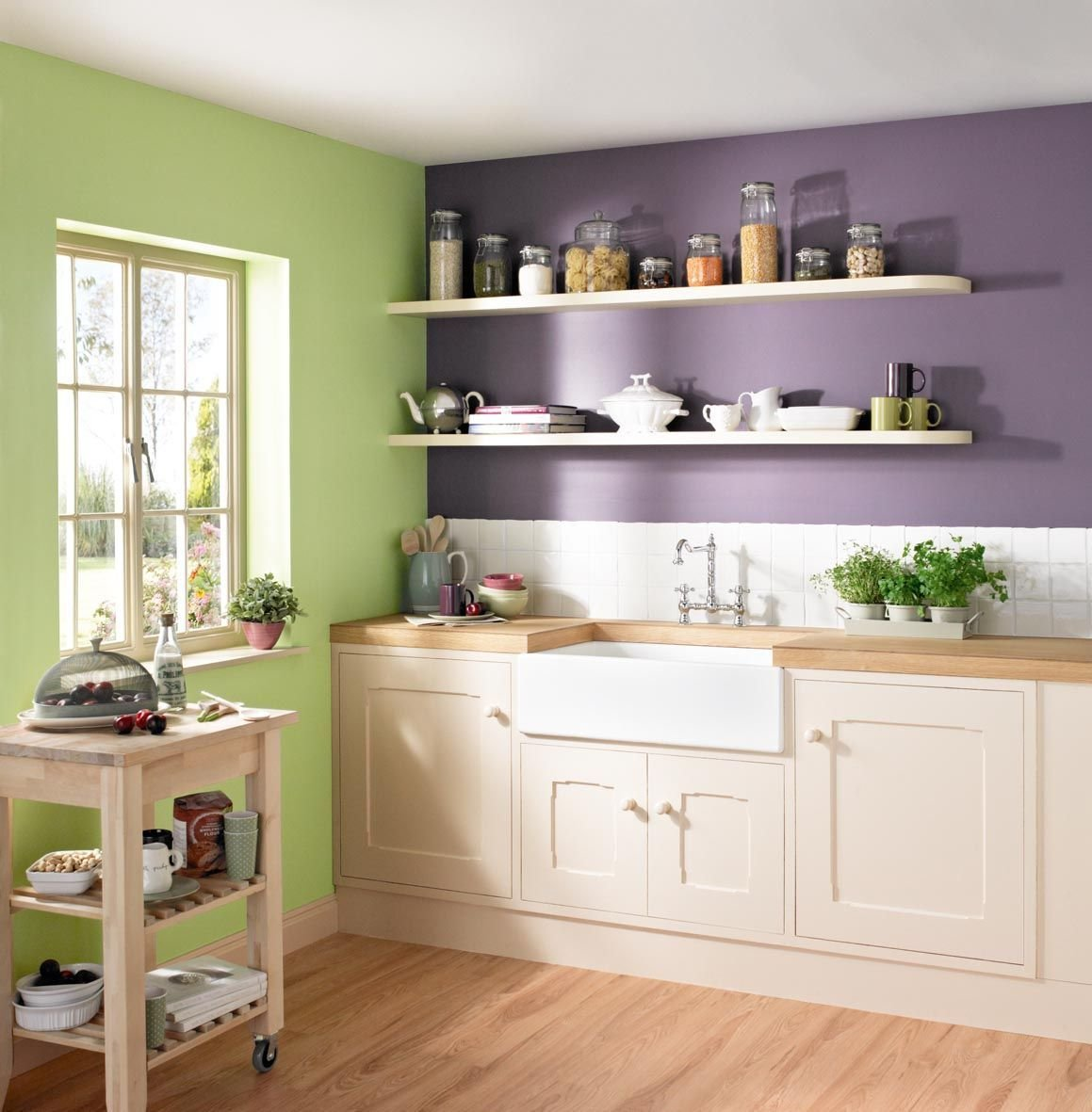 В какой цвет покрасить стены на кухне? Интерьер от дизайнера