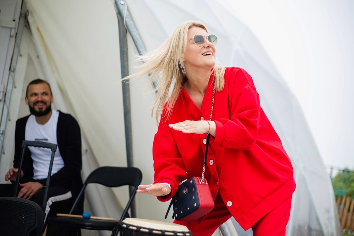 Концерт под дождём. Источник фото: https://vk.com/albums-23395094