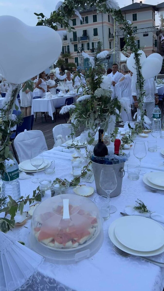 А это стол победителей 2023 года