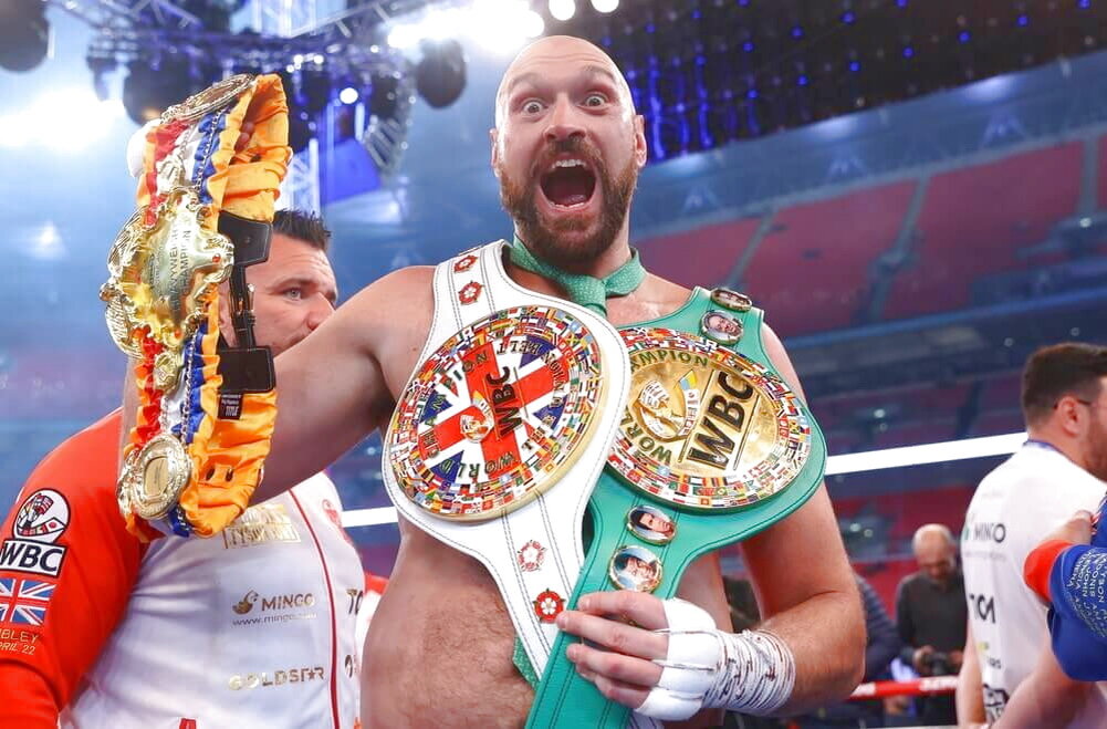 Британский чемпион мира в супертяжелом весе по версии (WBC) - Тайсон Фьюри