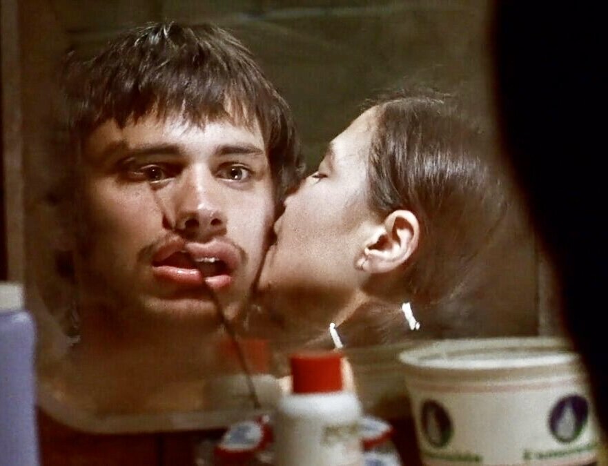 Триллер, драма, преступление. Мексика. В главных ролях: Гаэль Гарсиа Берналь, Эмилио Эчеваррия, Гойя Толедо, Альваро Гарреро.