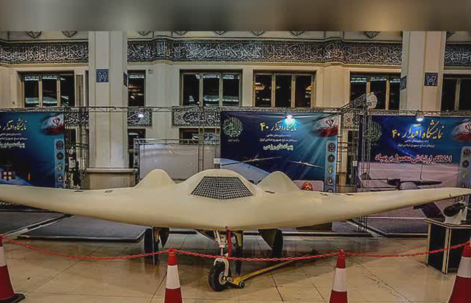 Иранский дрон-невидимка"Шахед-171", впервые представленный в 2014 году. Американцы шутили, что это макет, но после определенного момента шутки неожиданно закончились Фото агентства Кудс.