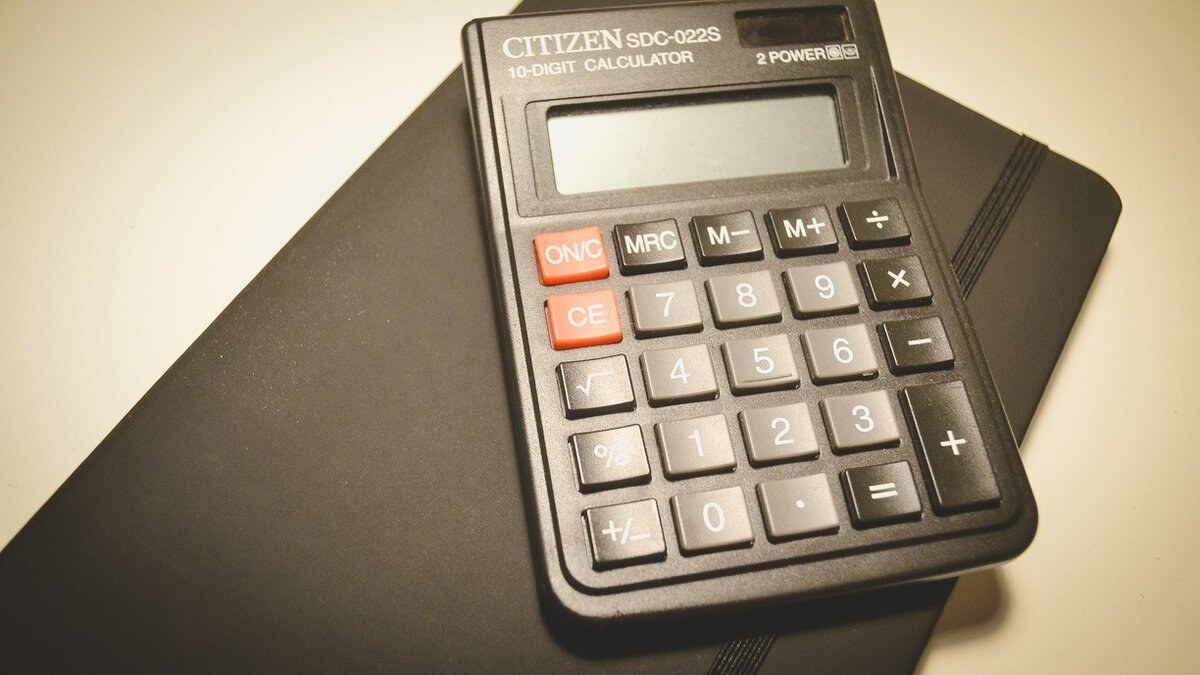     Платформа «Атомайз», которая функционирует в составе группы «Интеррос», впервые выпустила «цифровые квадратные метры». Это цифровые финансовые активы (ЦФА) на недвижимость с защитой капитала.